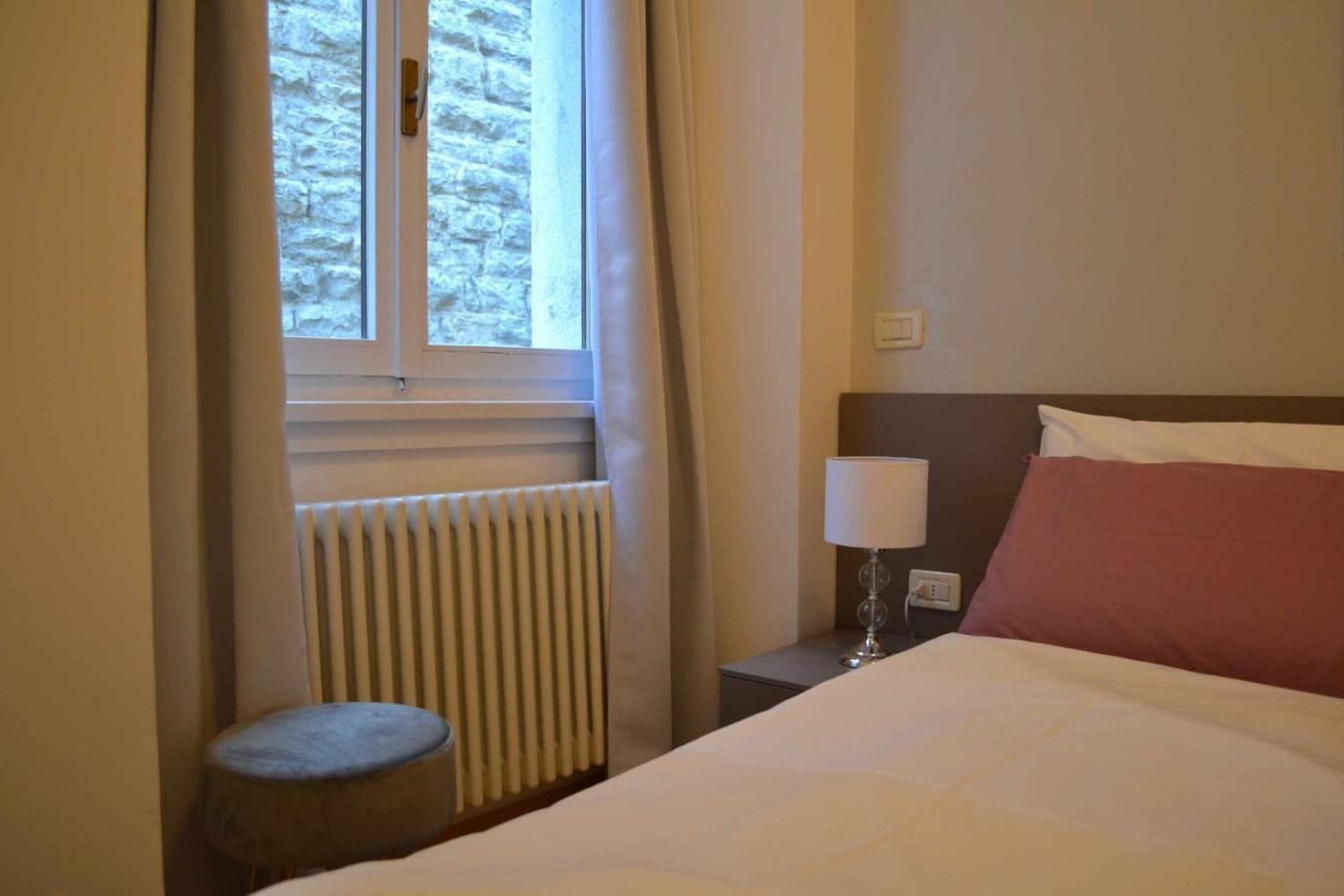 Lantica Torre Apartment Riva del Garda Exterior photo