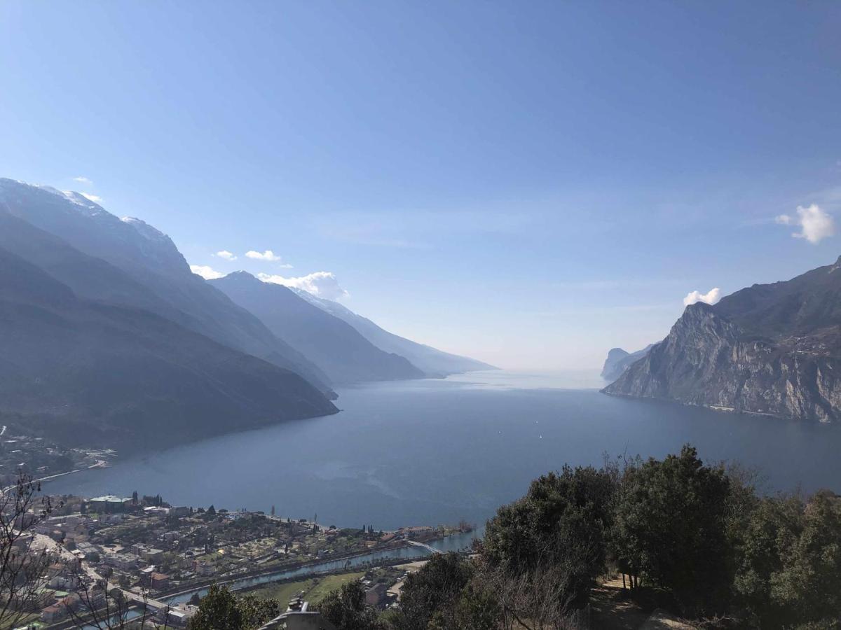Lantica Torre Apartment Riva del Garda Exterior photo
