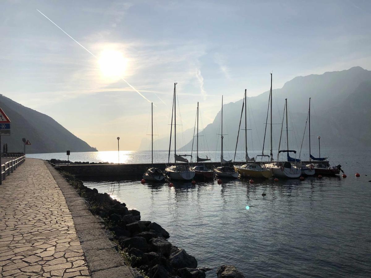 Lantica Torre Apartment Riva del Garda Exterior photo